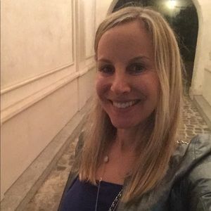 Meet your Posher, Pamela